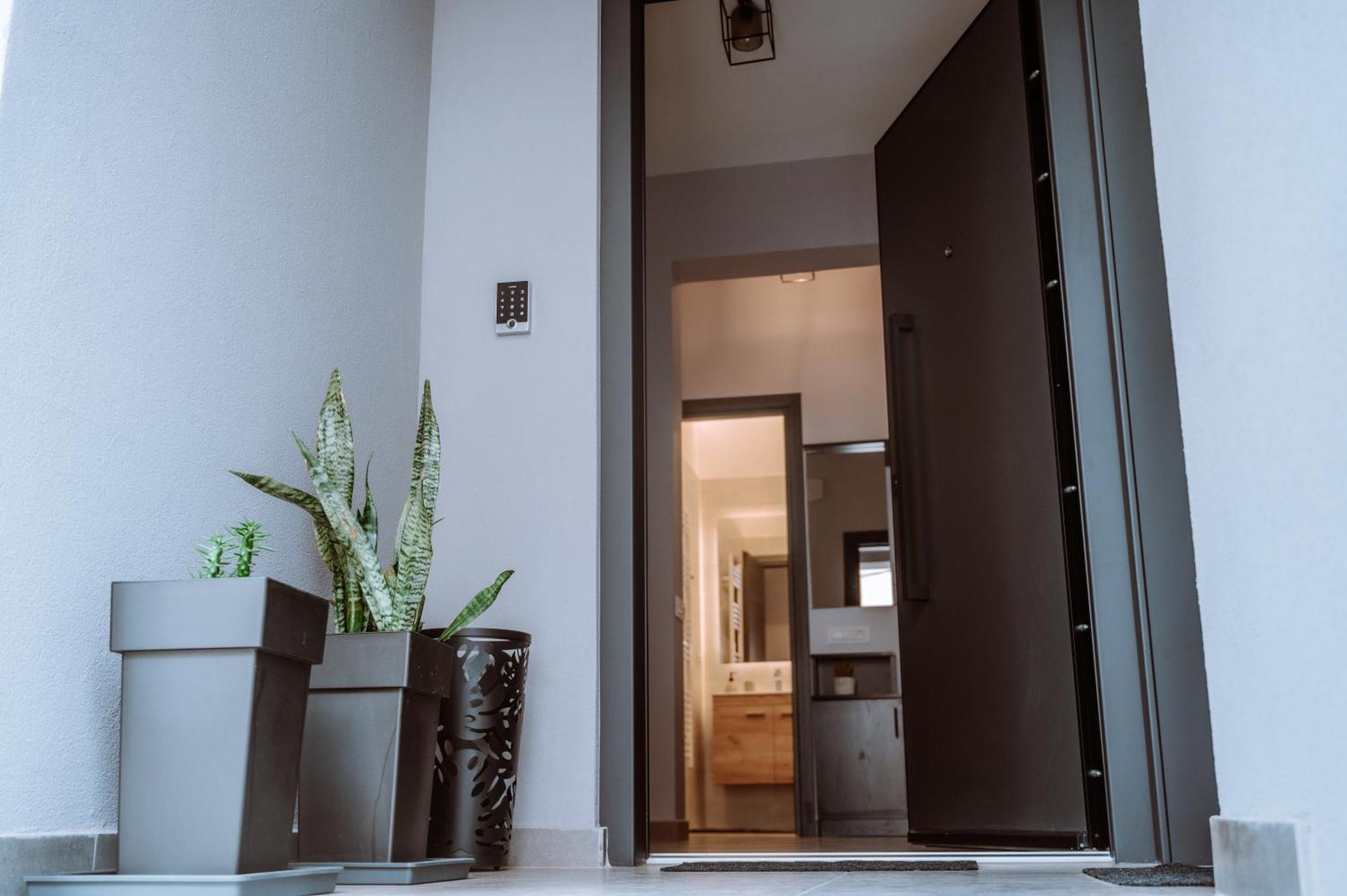 Louisa Luxury Apartments เปรเวซา ภายนอก รูปภาพ